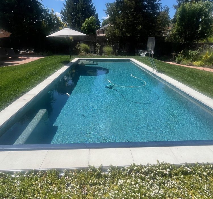 Pool Tile Cleaning in Santa Rosa CA